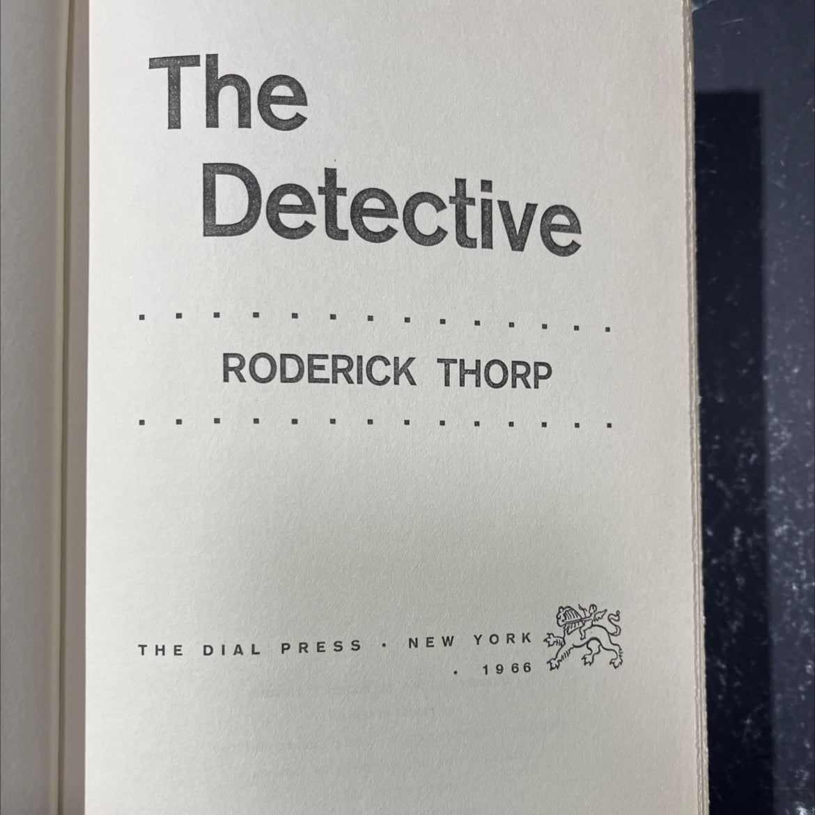 the detective book, by roderick thorp, 1966 Hardcover image 2