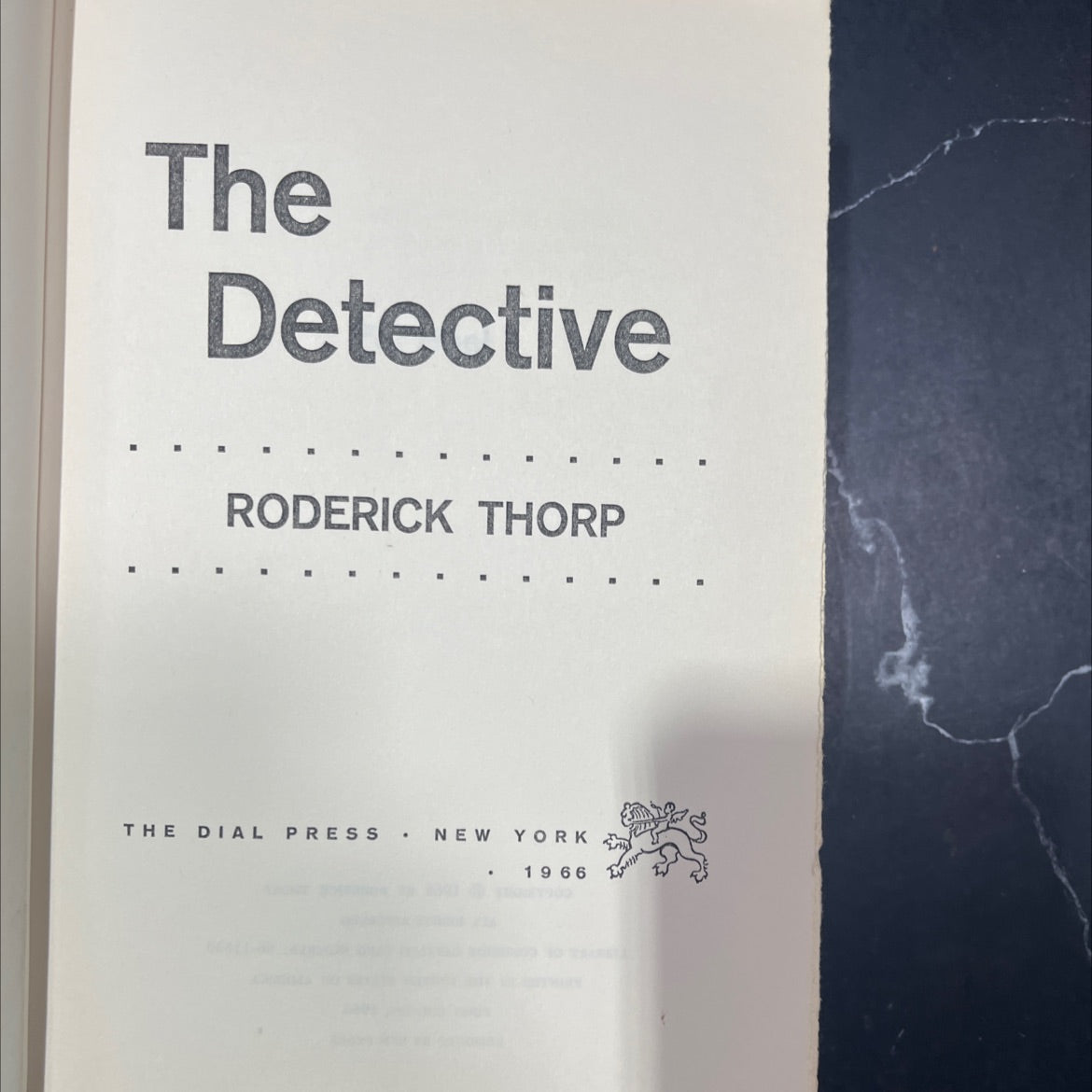 the detective book, by roderick thorp, 1966 Hardcover image 2