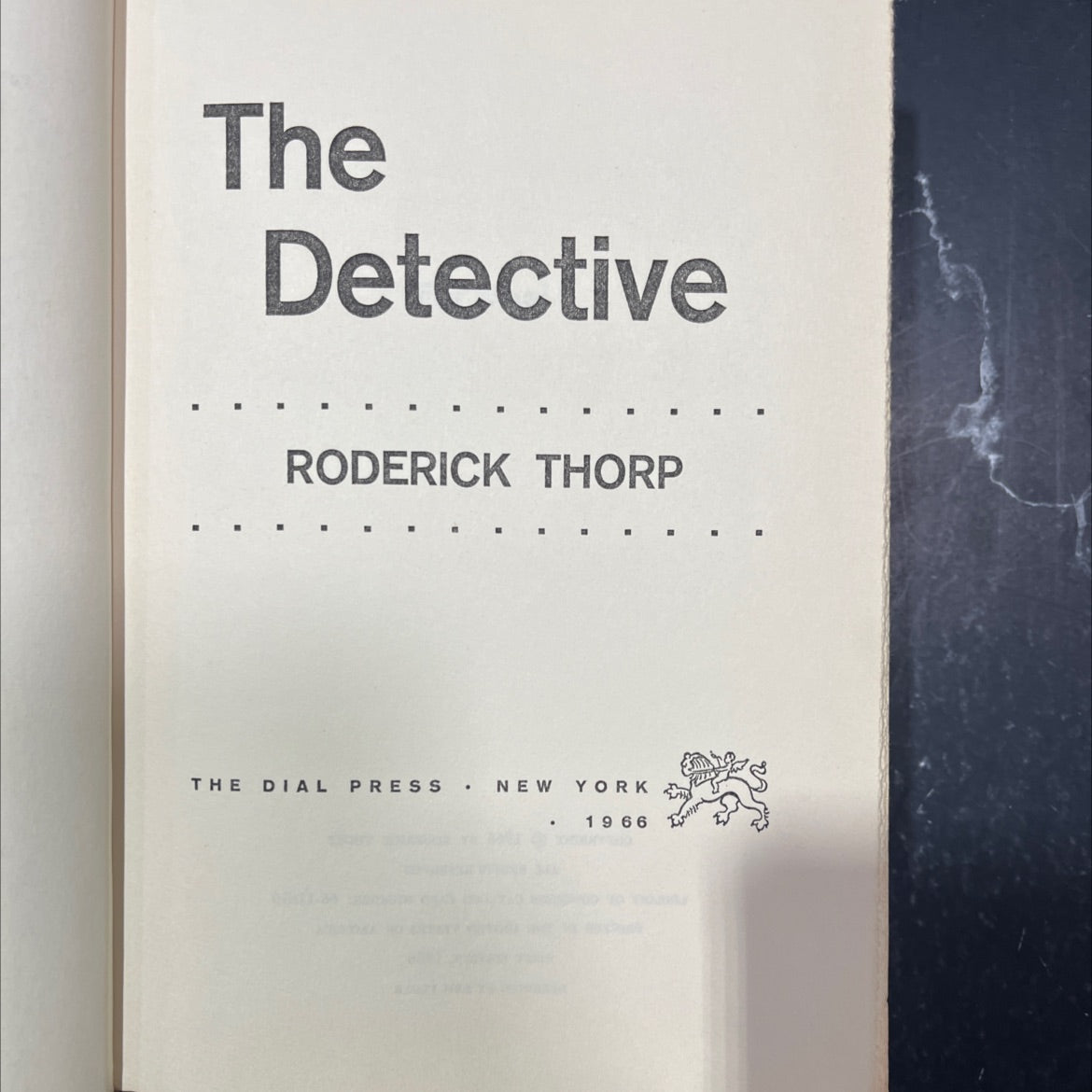 the detective book, by roderick thorp, 1966 Hardcover image 2