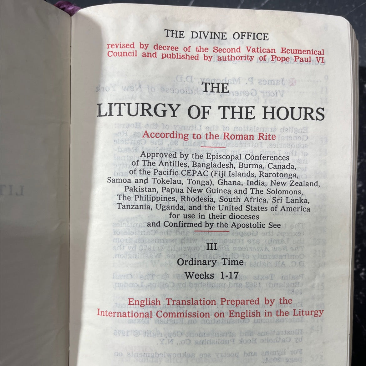 the divine office book, by Pope Paul VI, 1975 Leather image 2
