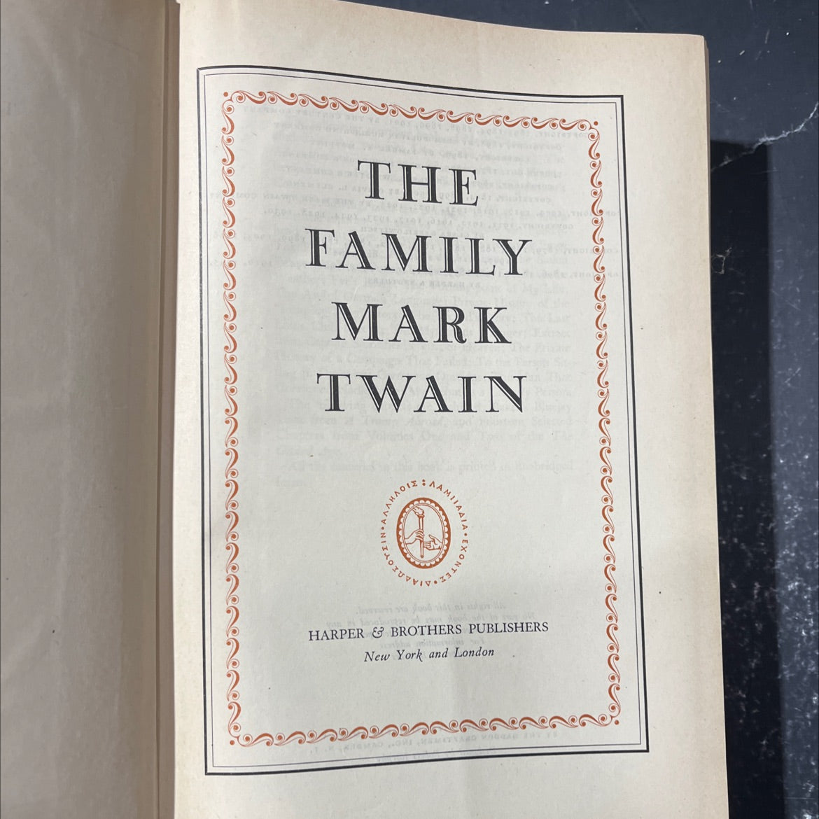 the family mark twain book, by mark twain, 1935 Hardcover image 2