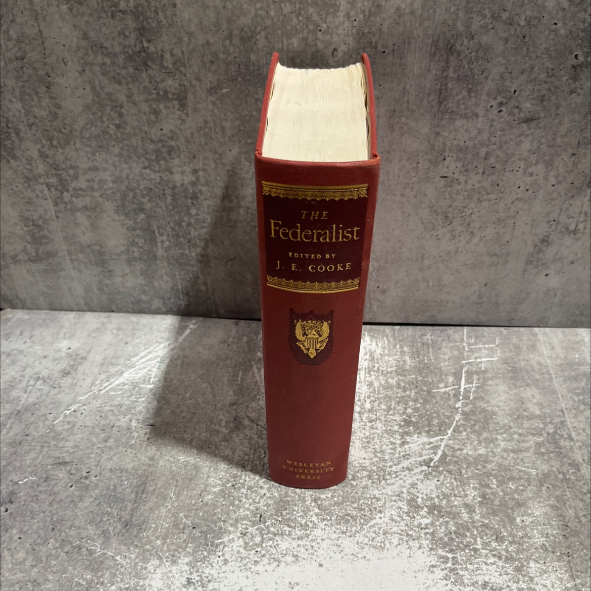 the federalist book, by jacob e. cooke, 1977 Hardcover image 4