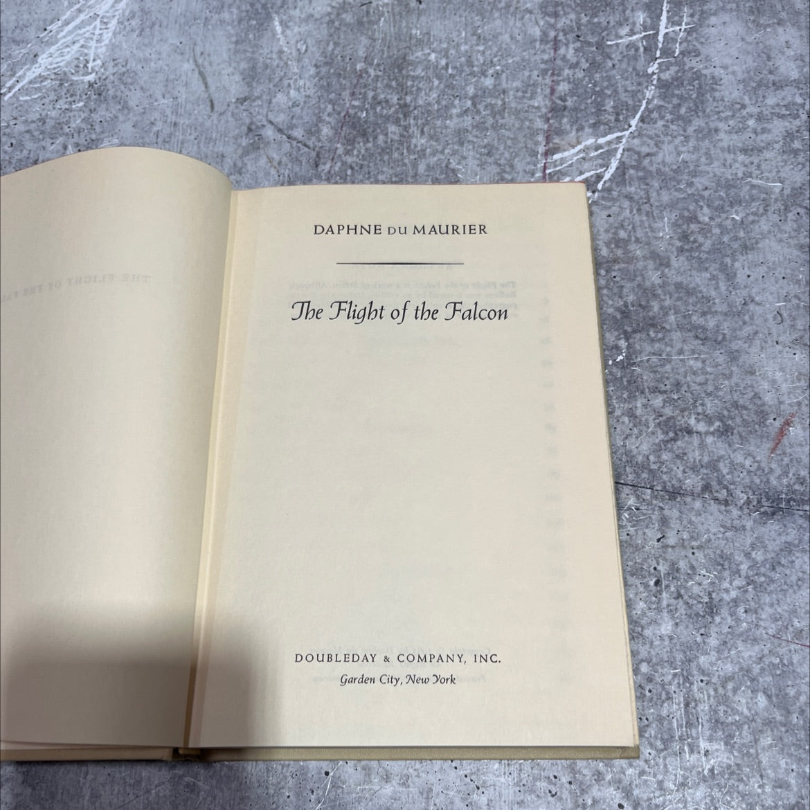 the flight of the falcon book, by daphne du maurier, 1965 Hardcover image 2