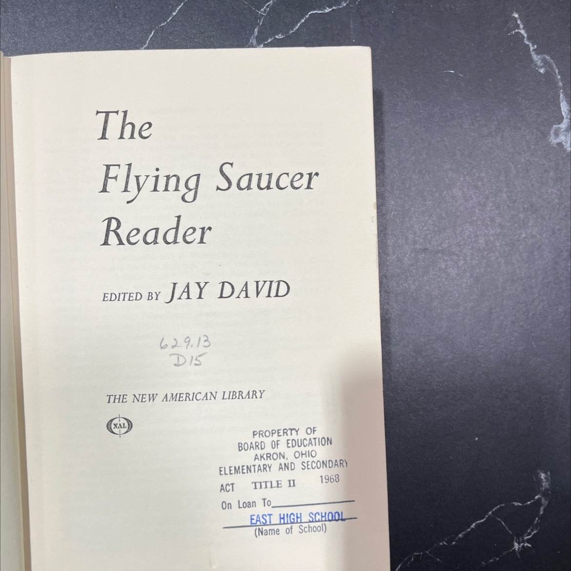the flying saucer reader book, by Jay David, 1967 Hardcover image 2