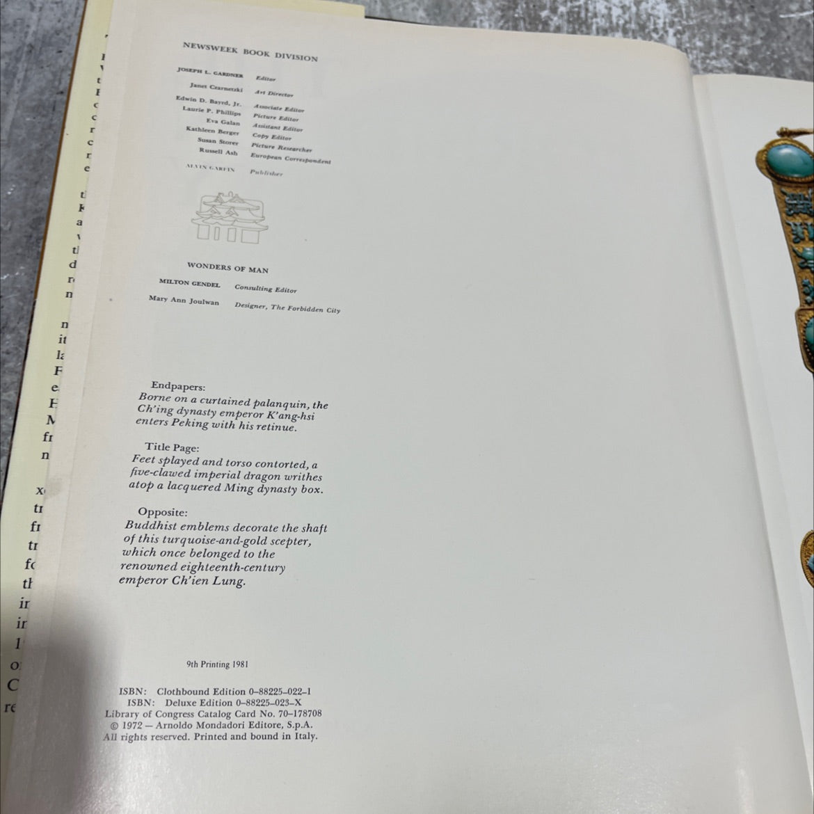 the forbidden city book, by Roderick MacFarquhar and the Editors of the Newsweek Book Division, 1981 Hardcover image 3