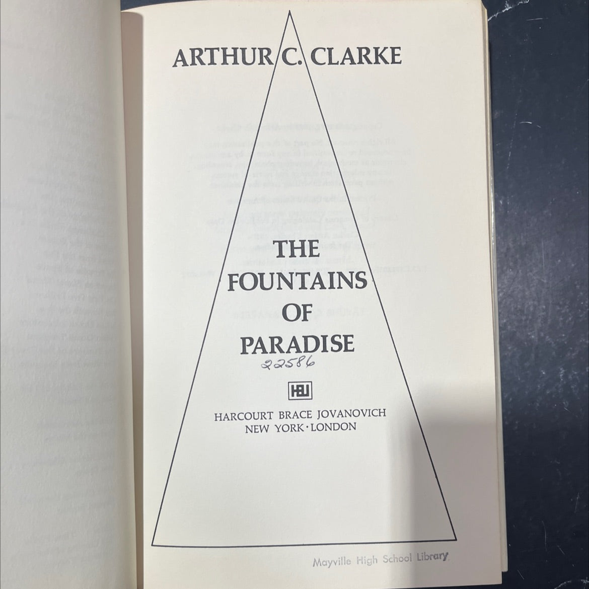 the fountains of paradise book, by arthur c. clarke, 1979 Hardcover image 2