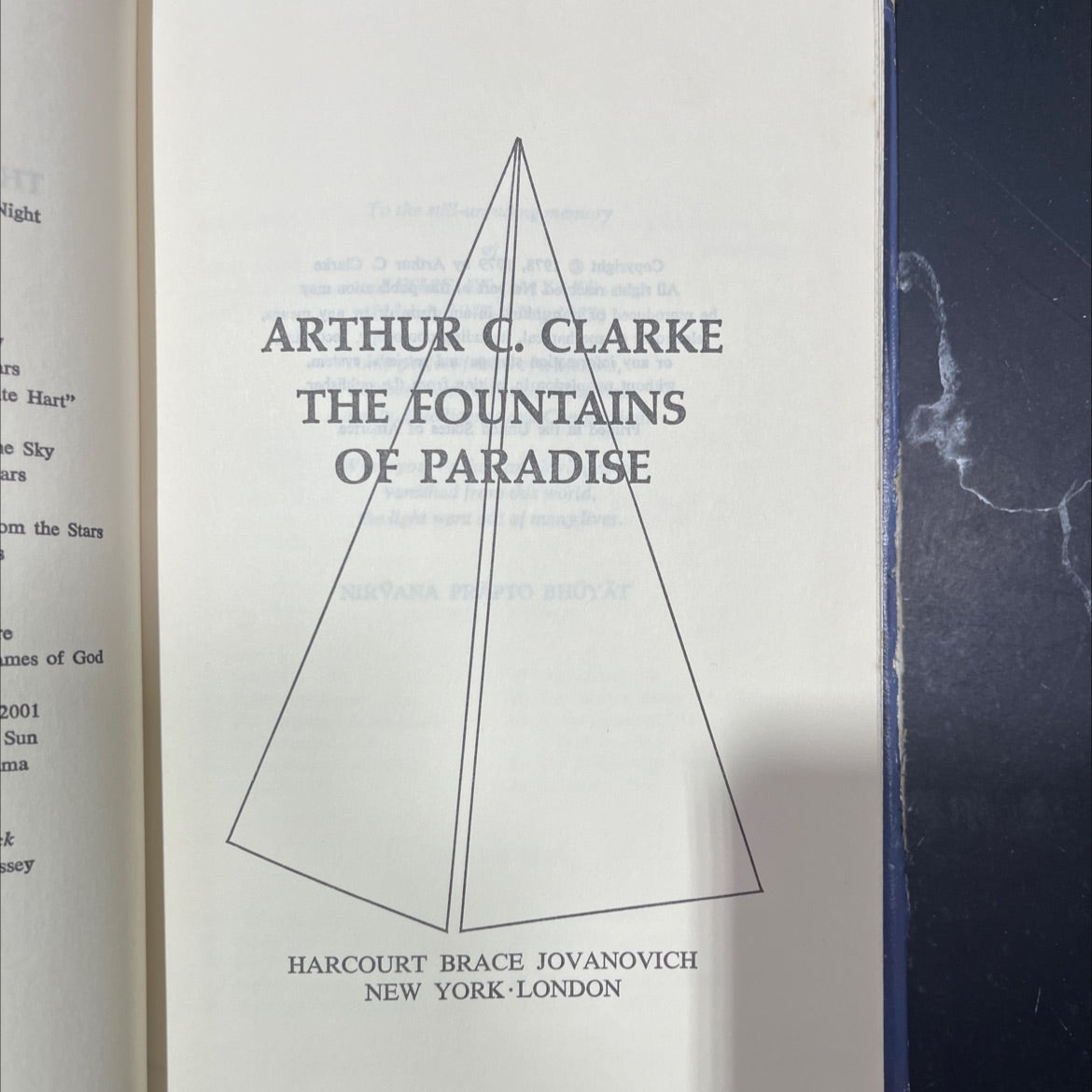 the fountains of paradise book, by arthur c. clarke, 1979 Hardcover image 2