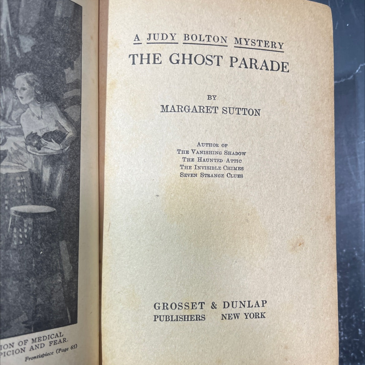 the ghost parade book, by margaret sutton, 1933 Hardcover image 2