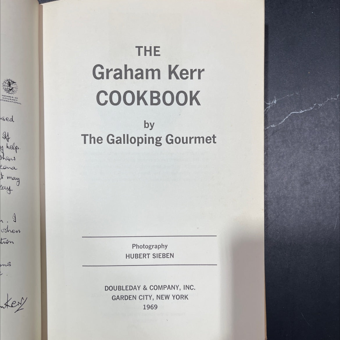 the graham kerr cookbook book, by Graham Kerr, 1969 Hardcover image 2