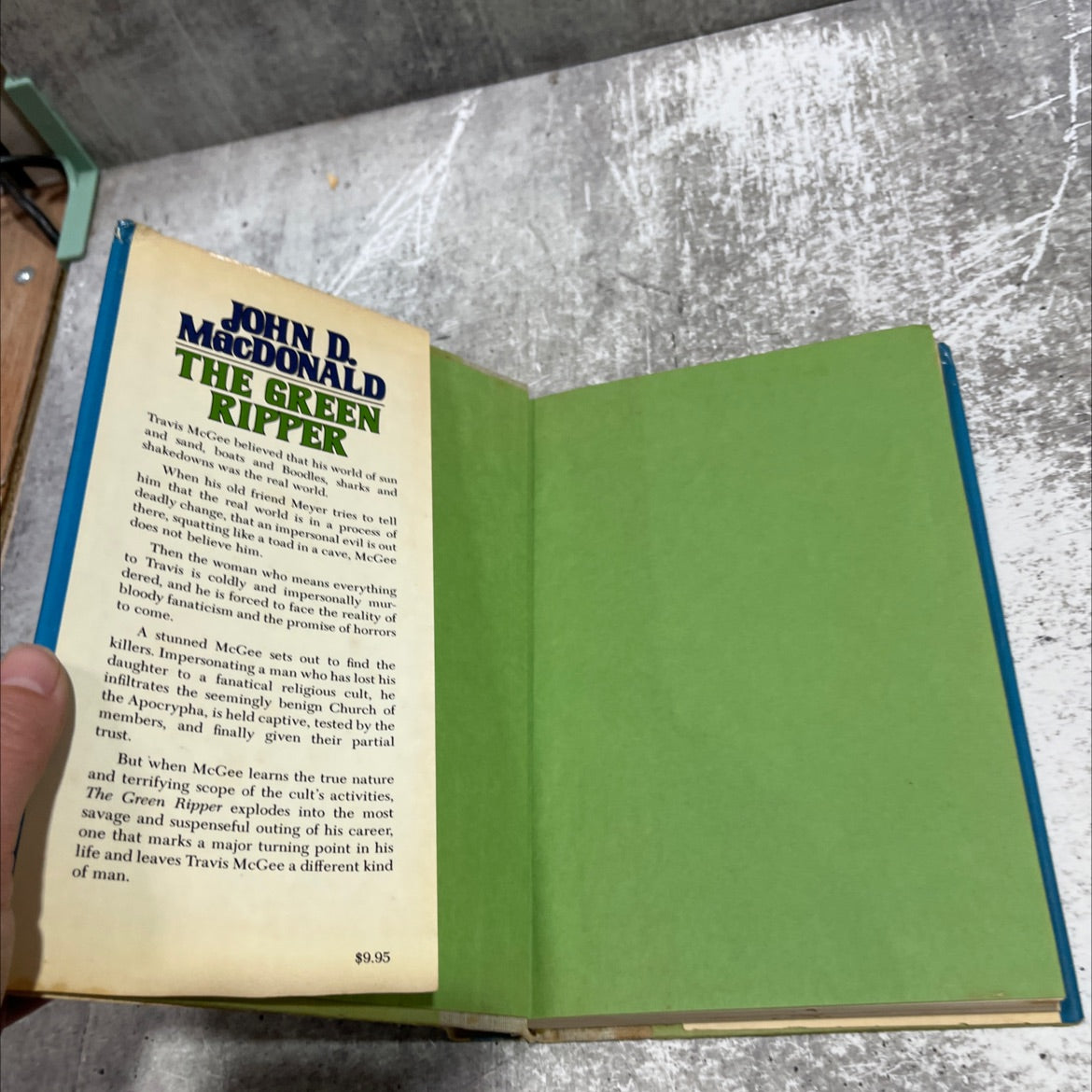 the green ripper book, by john d. macdonald, 1979 Hardcover image 4