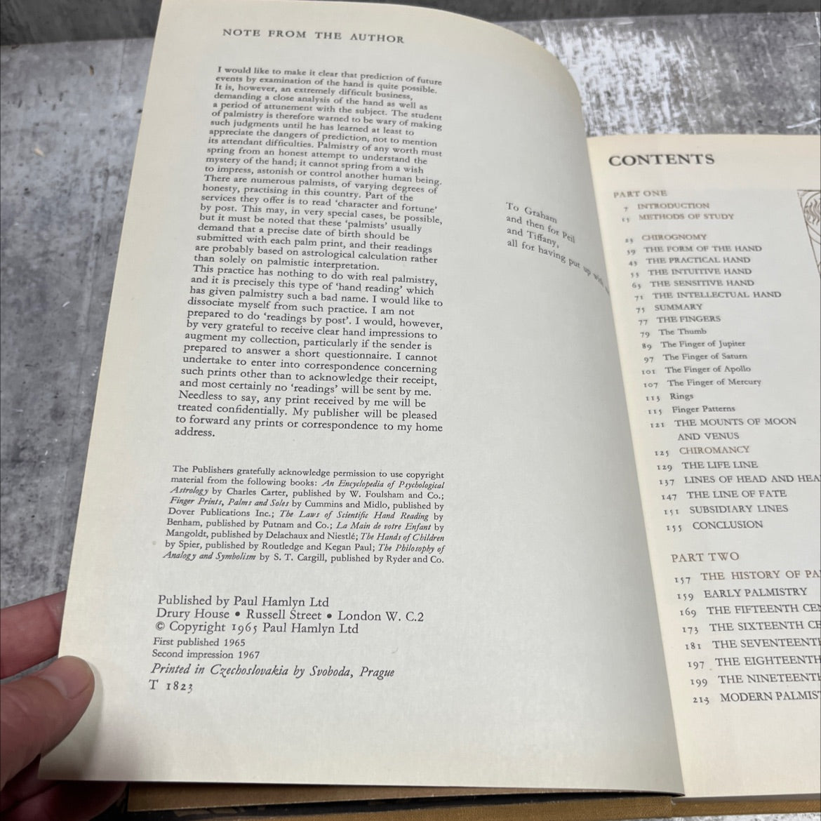 the hand an illustrated history of palmistry book, by fred gettings, 1967 Hardcover image 3