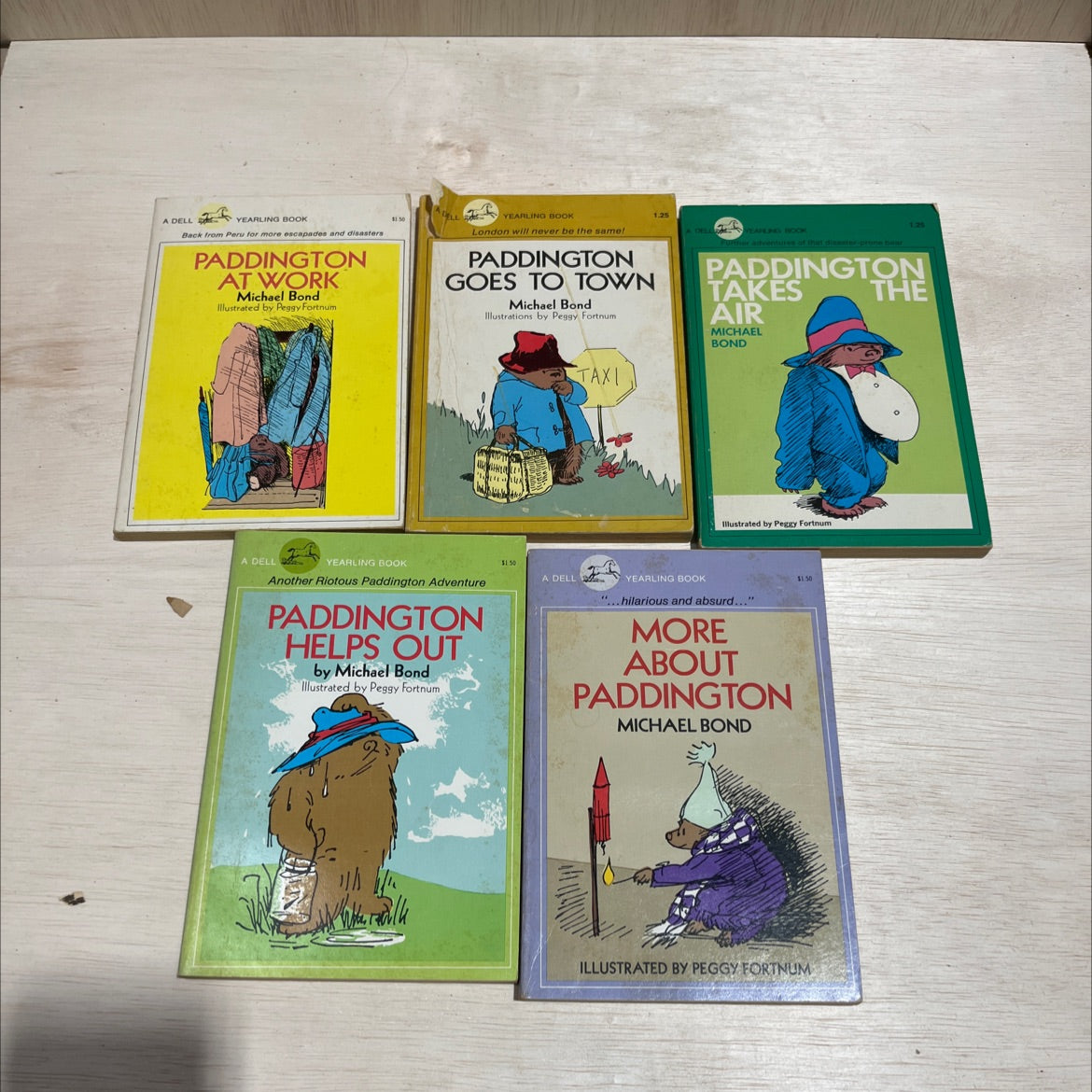 the hilarious adventures of paddington book, by Michael Bond, 1981 Paperback image 4