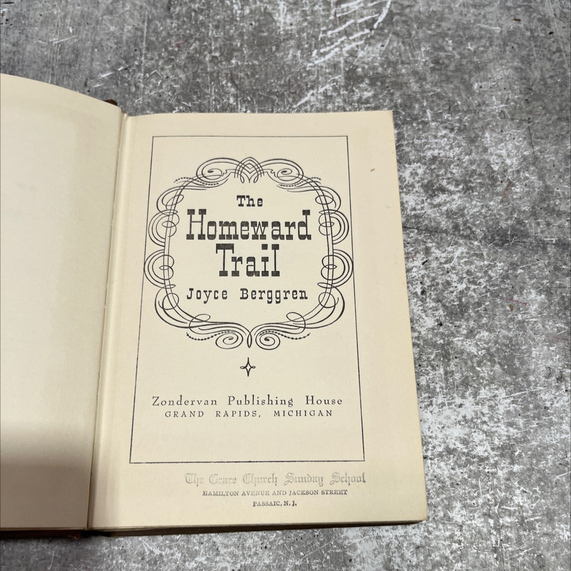 the homeward trail book, by joyce berggren, 1952 Hardcover image 2