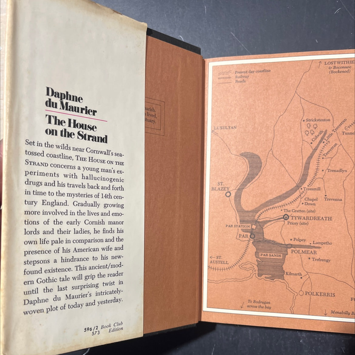 the house on the strand book, by Daphne du Maurier, 1969 Hardcover image 4