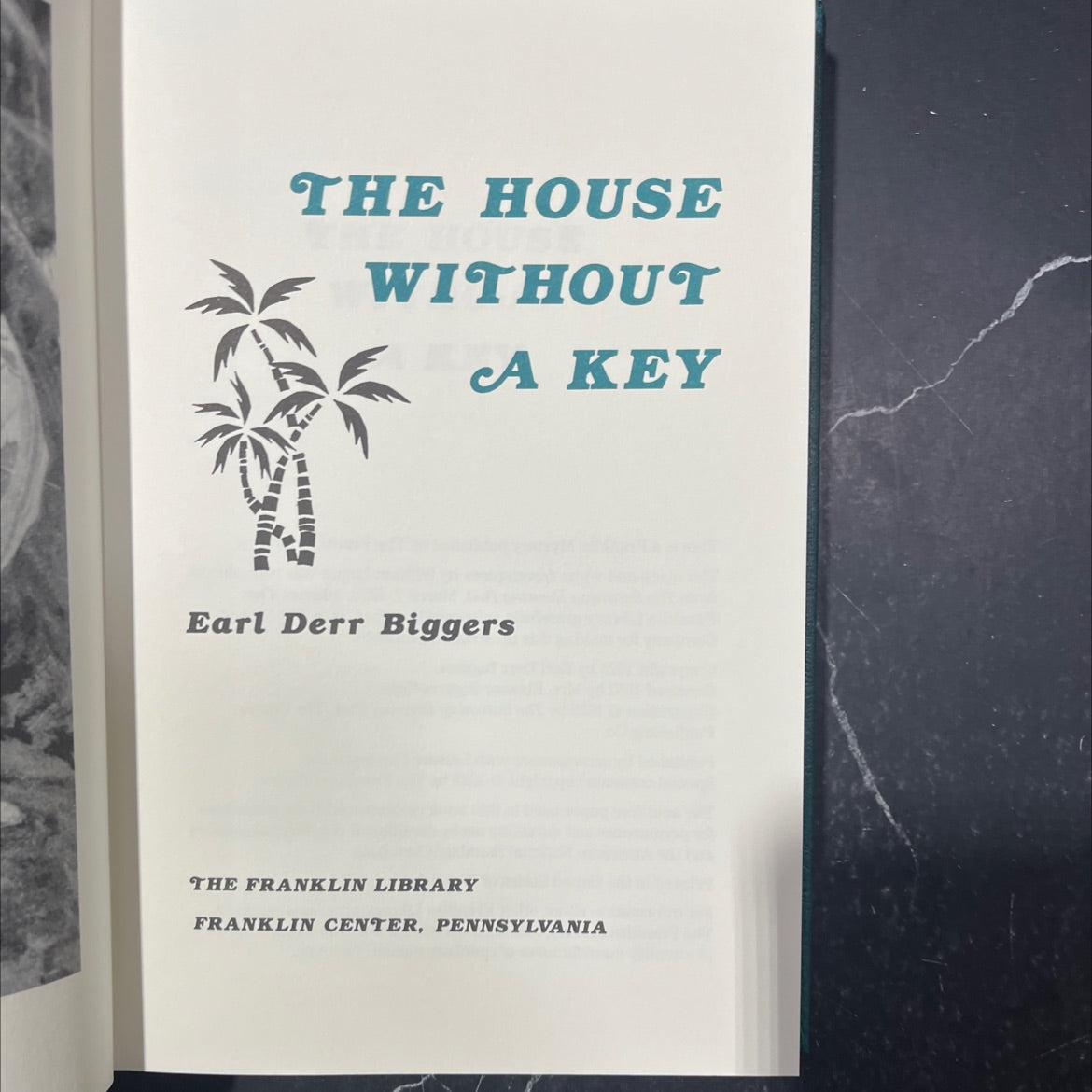 the house without a key book, by Earl Derr Biggers, 1952 Leather image 2
