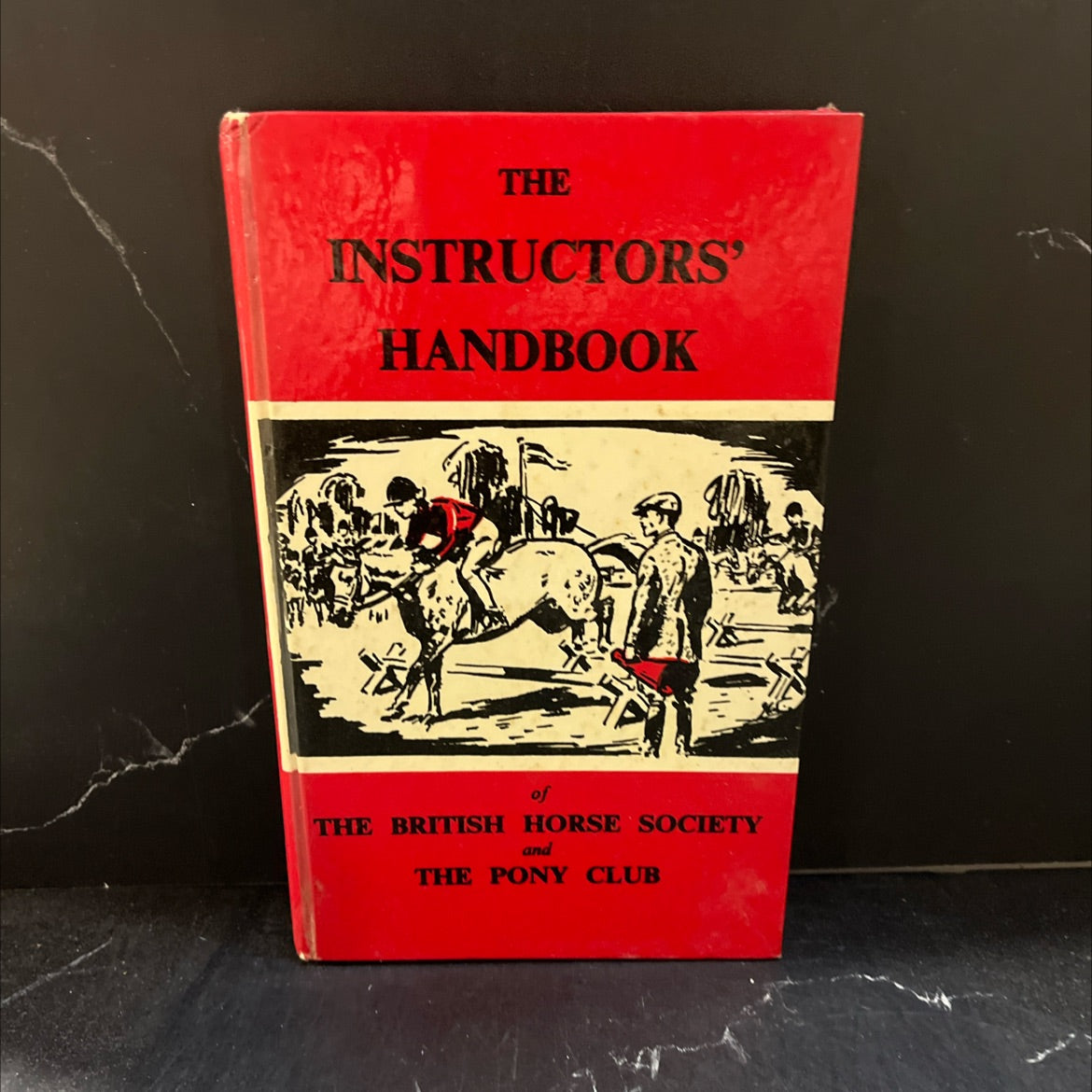 the instructors' handbook of the british horse society and the pony club horse book, by unknown, 1968 Hardcover image 1
