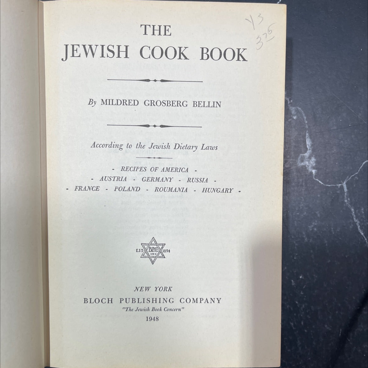 the jewish cook book book, by mildred grosberg bellin, 1948 Hardcover image 2