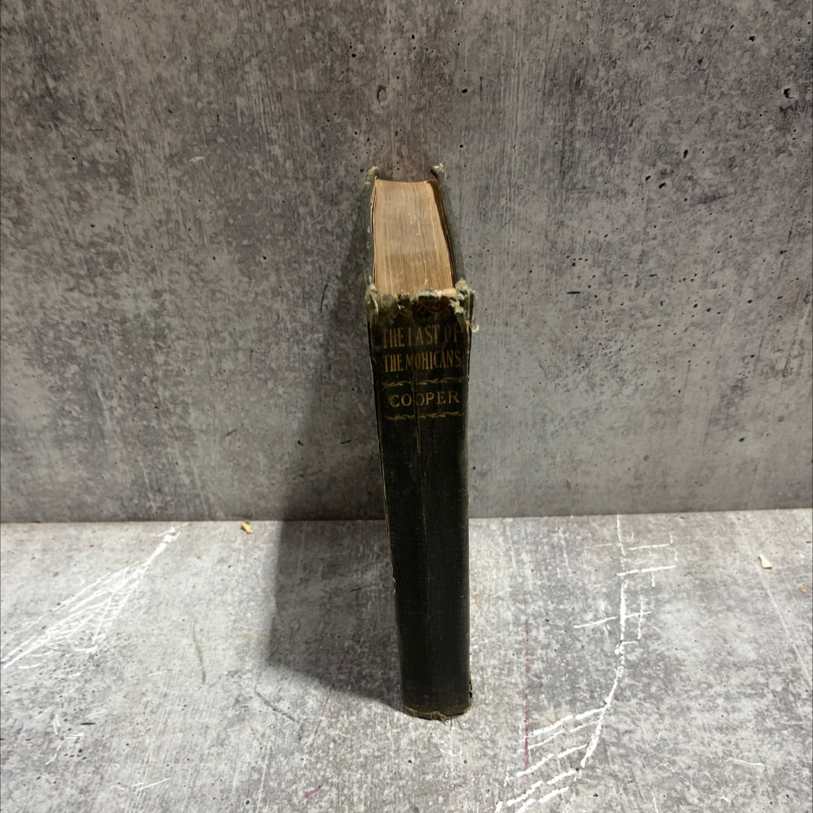 the last of the mohicans or a narrative of 1757 book, by j. fenimore cooper, 1970 Hardcover image 3