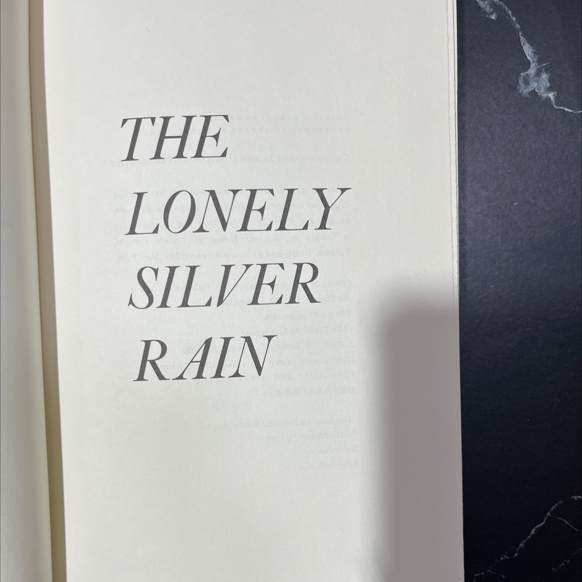the lonely silver rain book, by John D. MacDonald, 1985 Hardcover, Vintage image 2