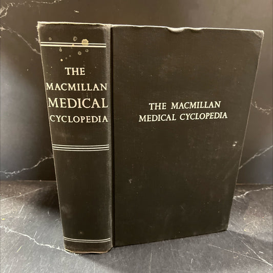 the macmillan medical cyclopedia book, by william a. r. thomson, m.d., 1958 Hardcover image 1