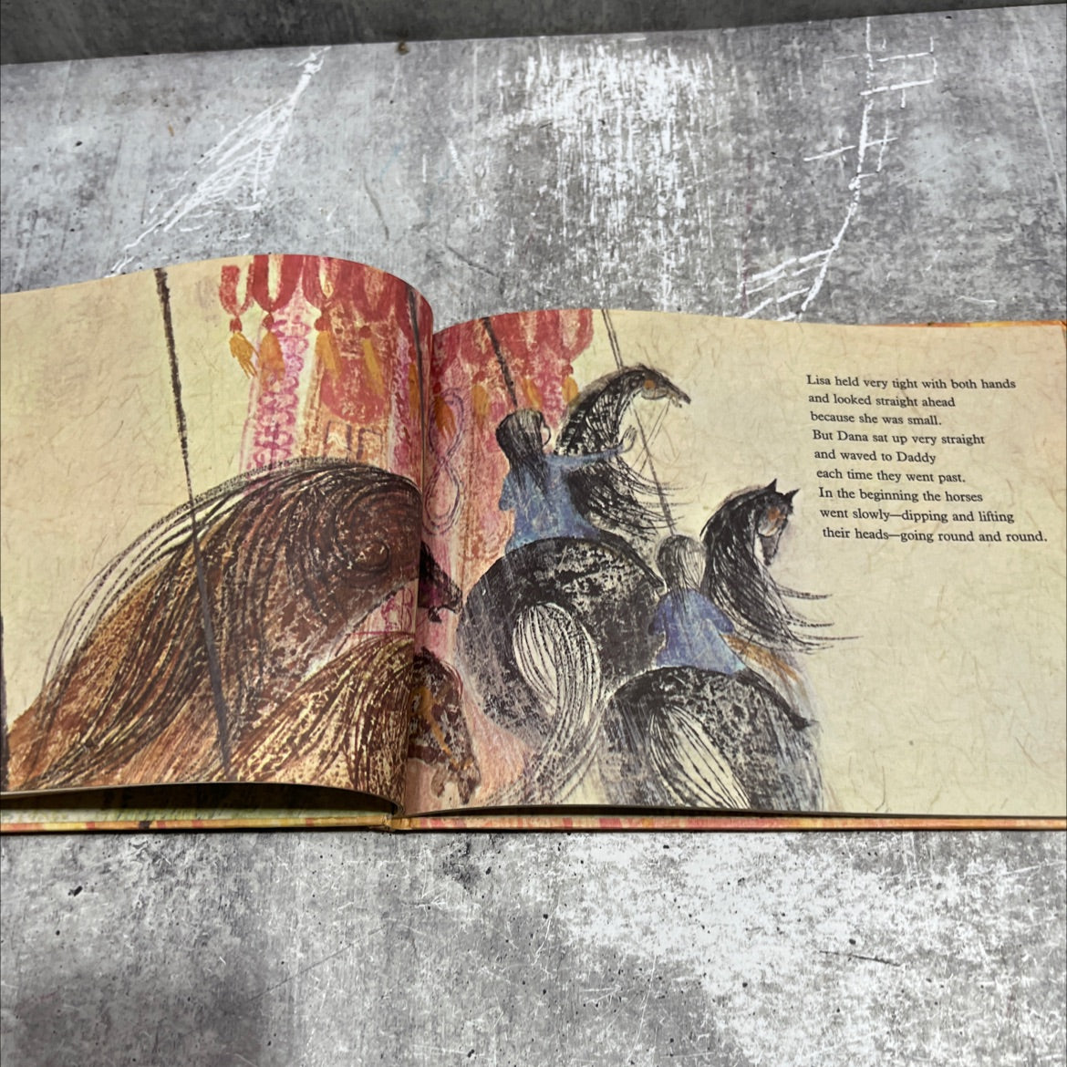 the magic carousel book, by dorothy levenson, 1967 Hardcover image 4
