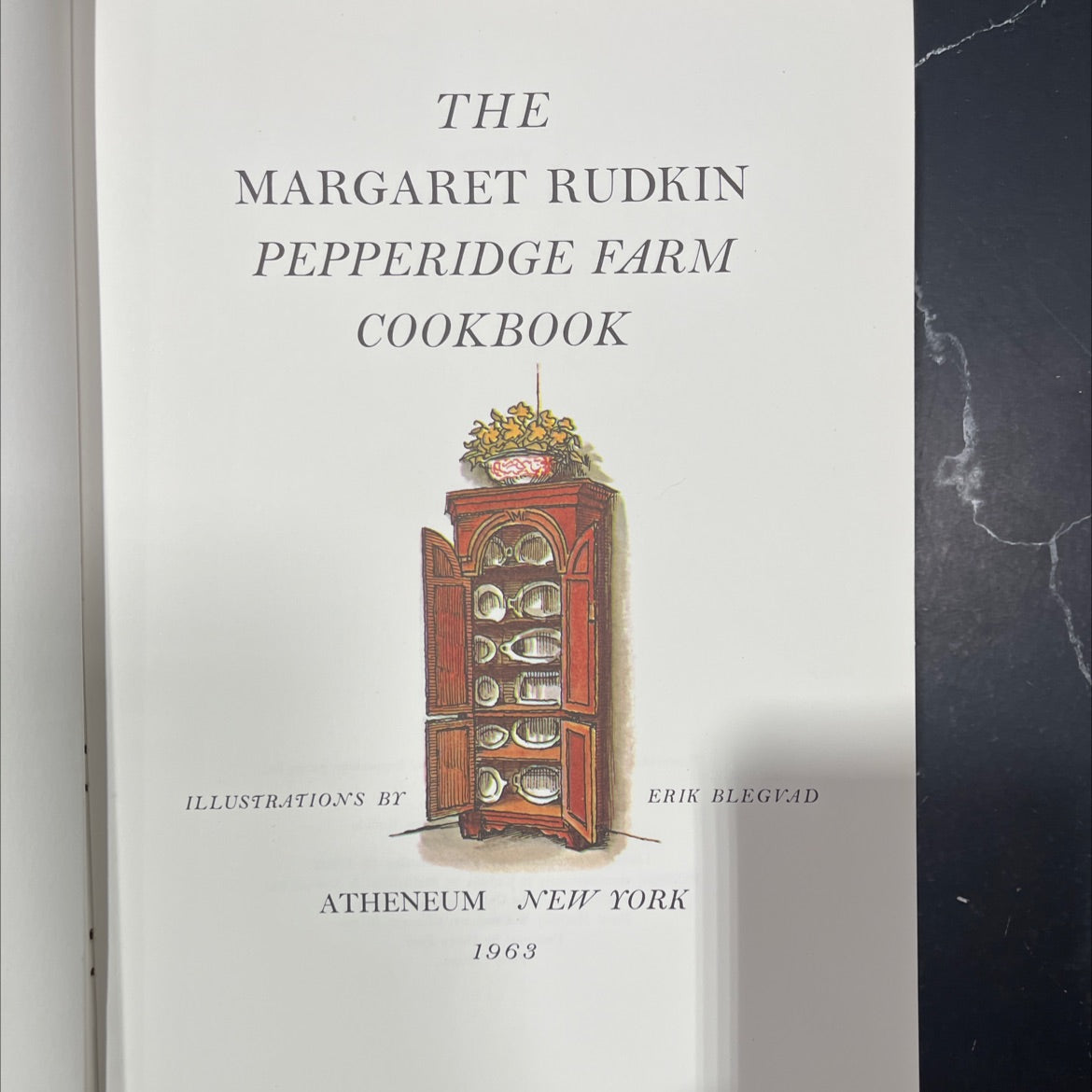 the margaret rudkin pepperidge farm cookbook book, by Margaret Rudkin, 1963 Hardcover image 2