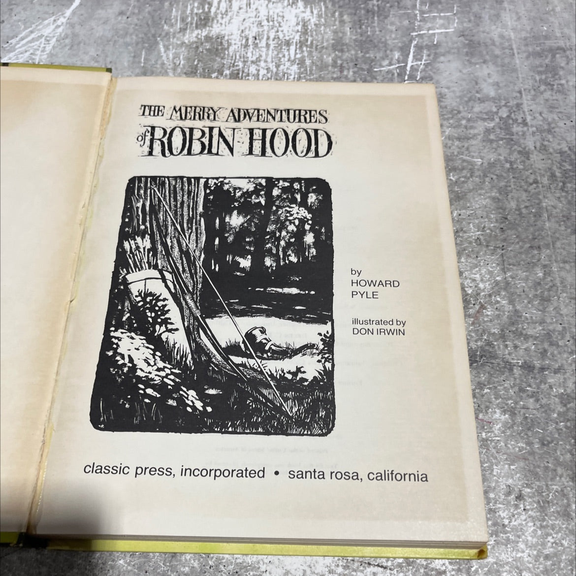 the merry adventures of robin hood book, by howard pyle, 1968 Hardcover image 2