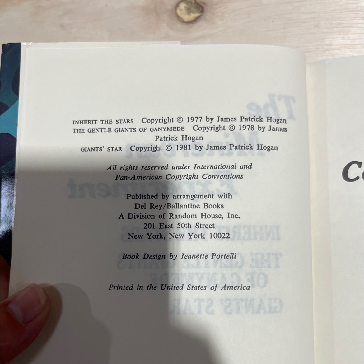 the minervan experiment book, by james p. hogan, 1981 Hardcover image 3