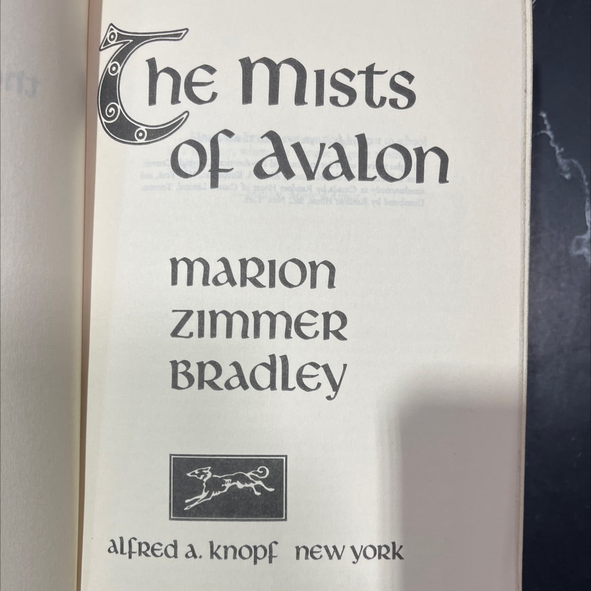 the mists of avalon book, by Marion Zimmer Bradley, 1982 Hardcover image 2