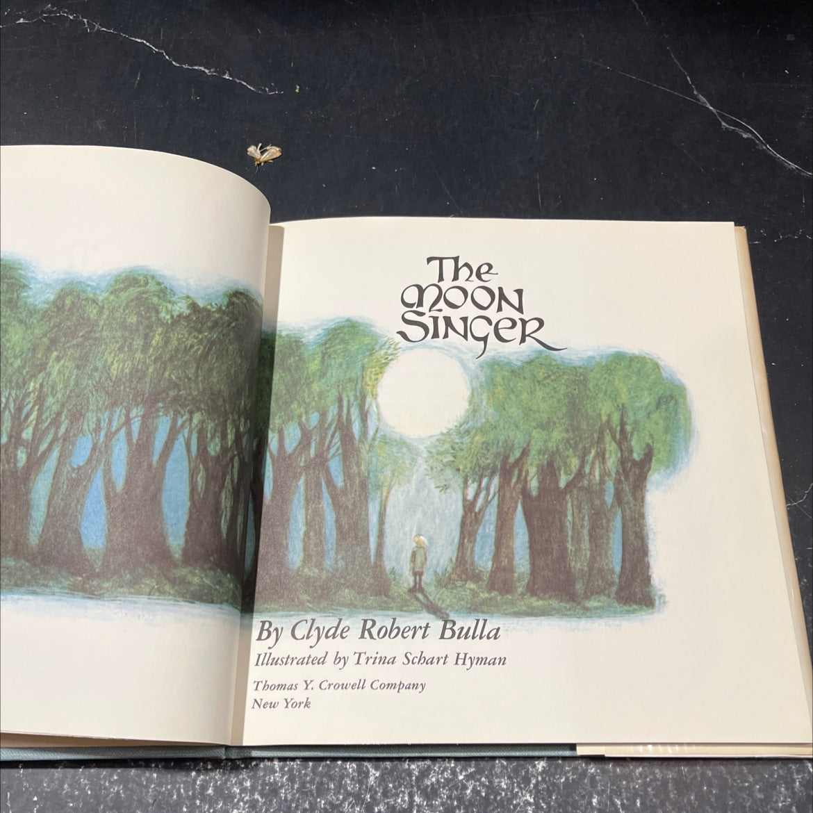 SIGNED the moon singer book, by Clyde Robert Bulla, 1969 Hardcover, First Edition, Rare, Vintage image 2