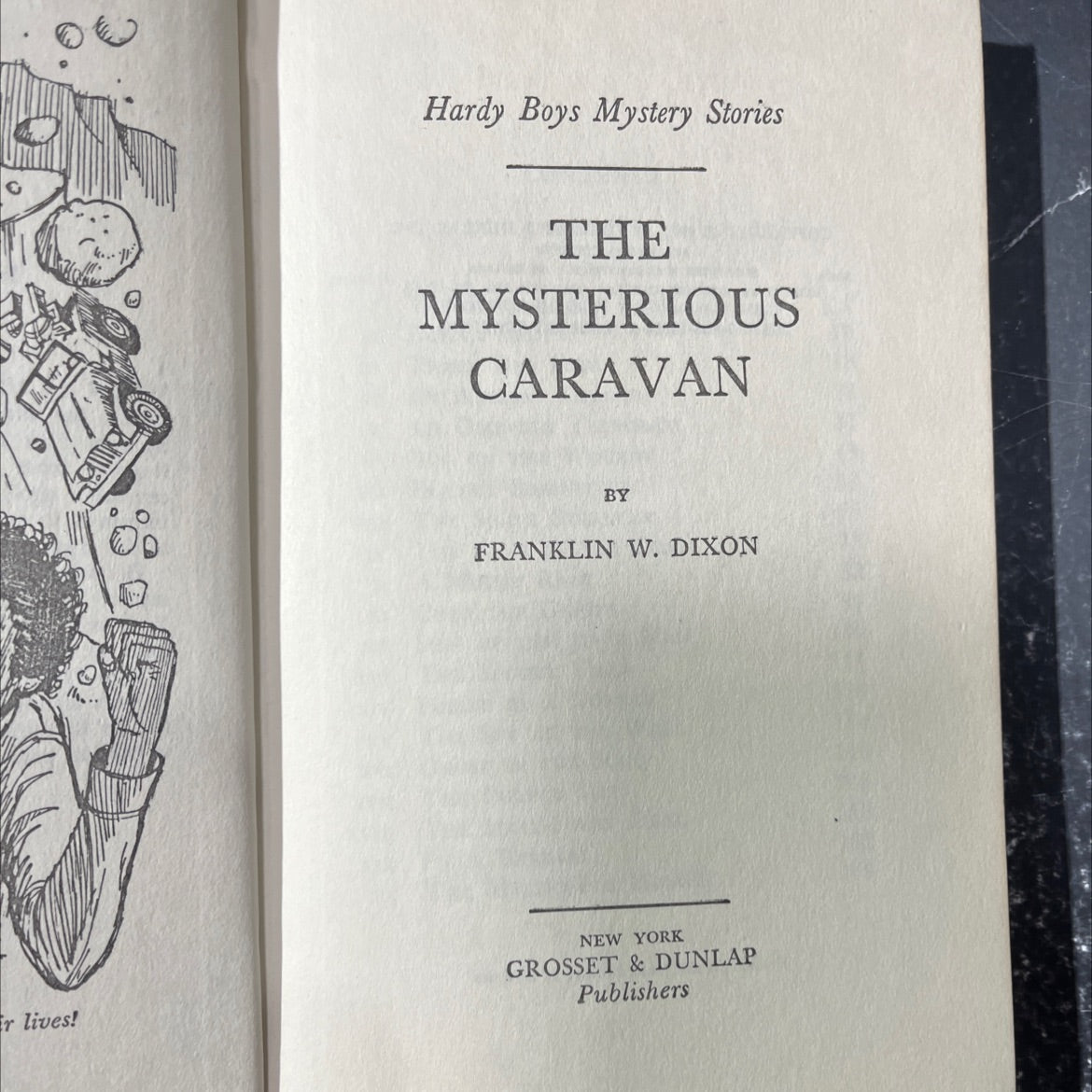 the mysterious caravan book, by franklin w. dixon, 1975 Hardcover image 2