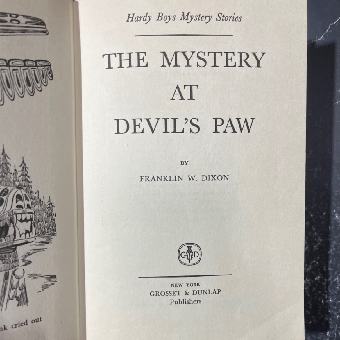 the mystery at devil's paw book, by franklin w. dixon, 1959 Hardcover image 2