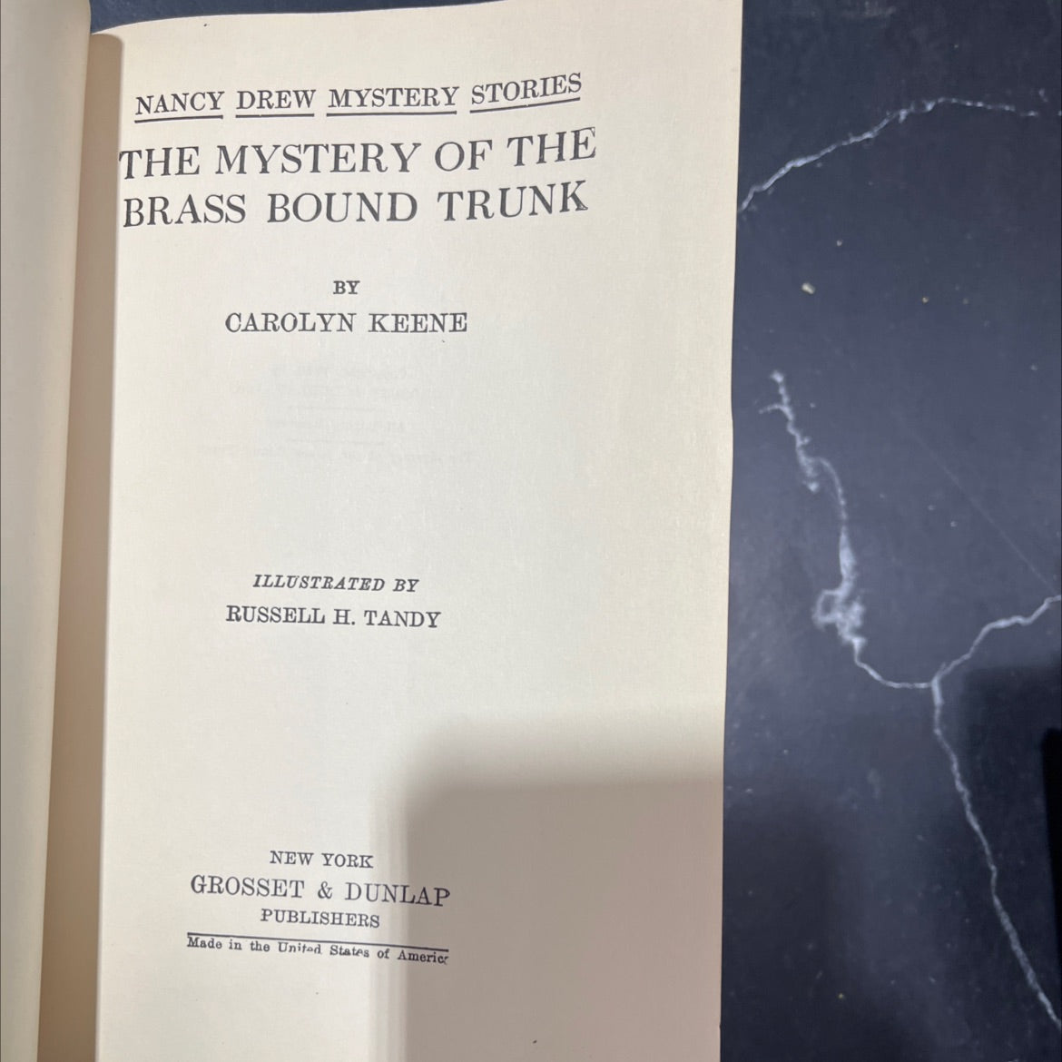 the mystery of the brass bound trunk book, by carolyn keene, 1940 Hardcover image 2