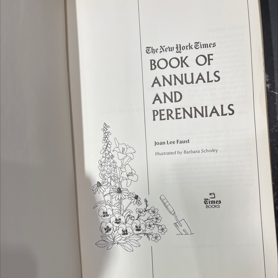 the new york times book of annuals and perennials book, by Joan Lee Faust, 1980 Hardcover image 2