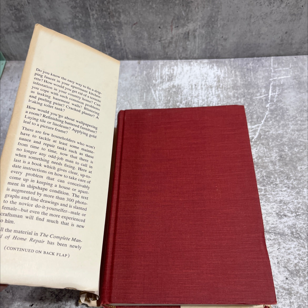 the new york times complete manual of home repair book, by bernard gladstone, 1971 Hardcover image 4