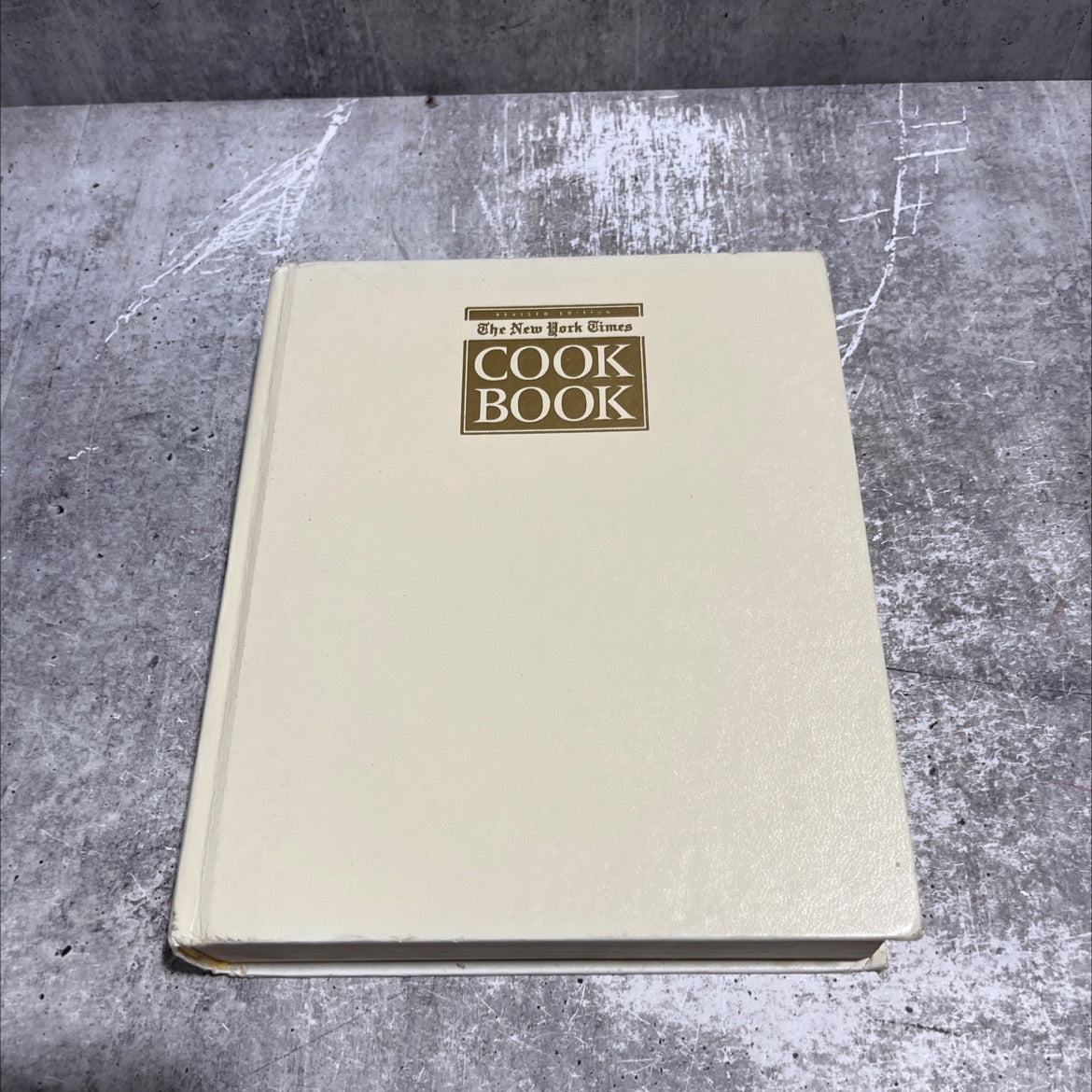 the new york times cook book book, by Craig Claiborne, 1990 Hardcover image 1