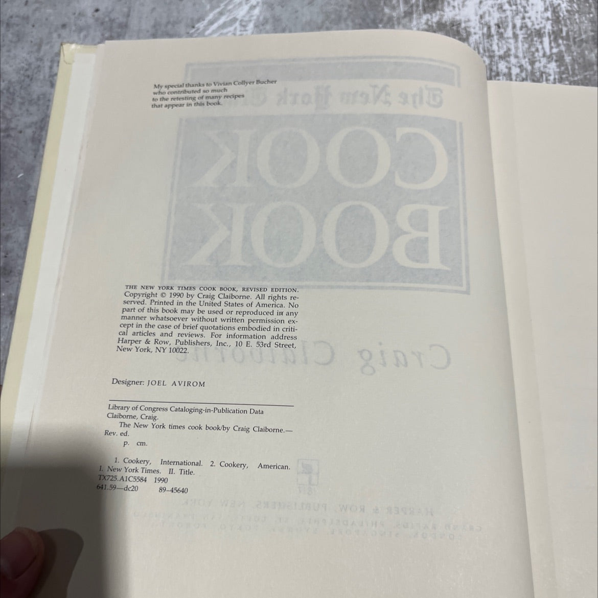the new york times cook book book, by Craig Claiborne, 1990 Hardcover image 3