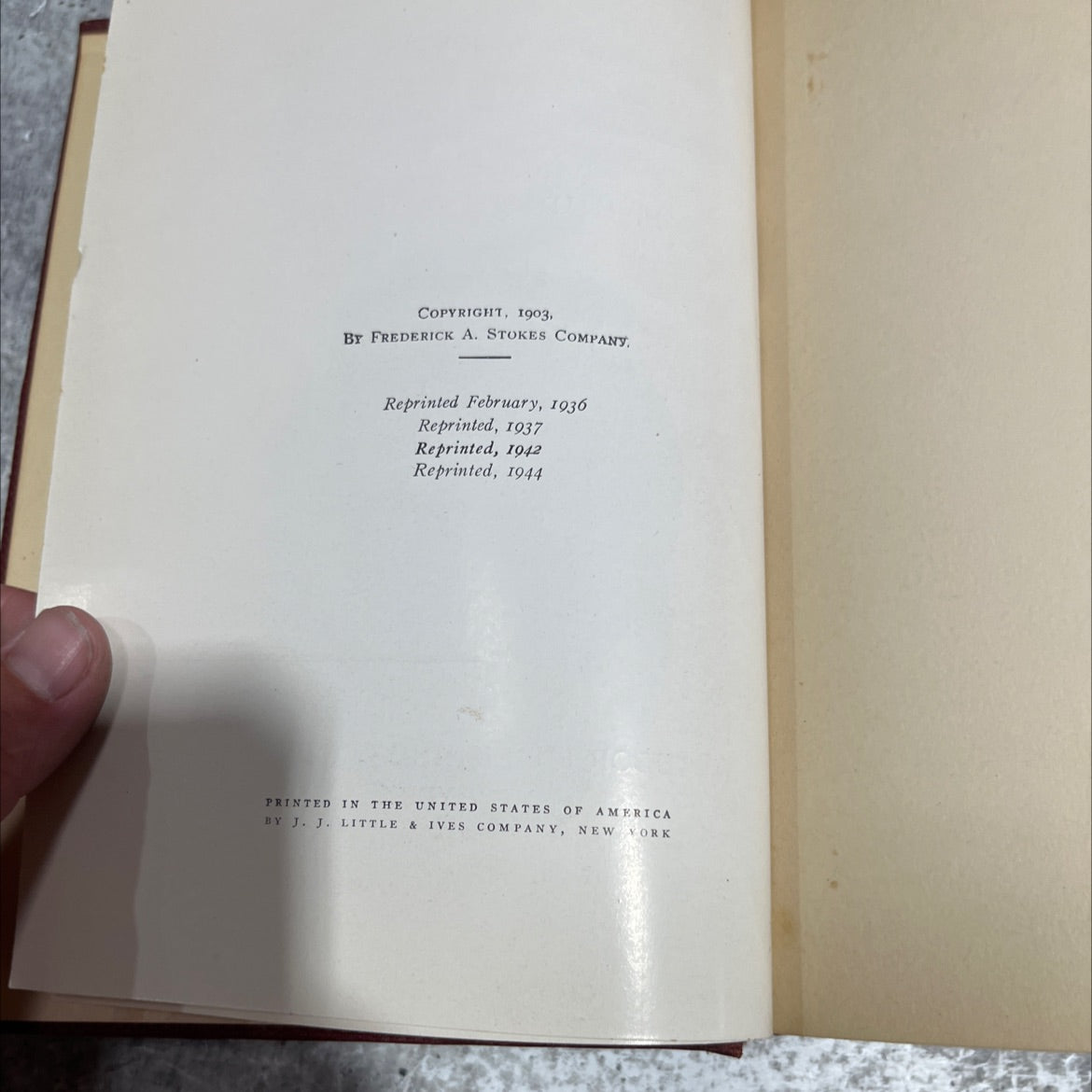 the old china book including staffordshire, wedgwood, lustre, and other english pottery and porcelain book, by n. image 3