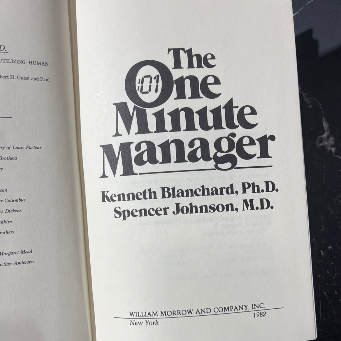 the one minute manager book, by Kenneth Blanchard, Spencer Johnson, 1982 Hardcover image 2