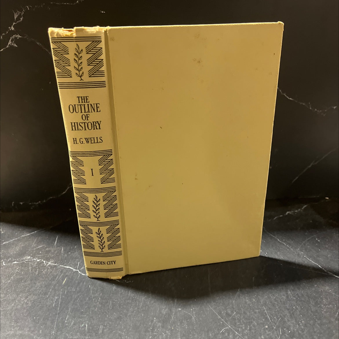 the outline of history being a plain history of life and mankind book, by h. g. wells, 1961 Hardcover image 1