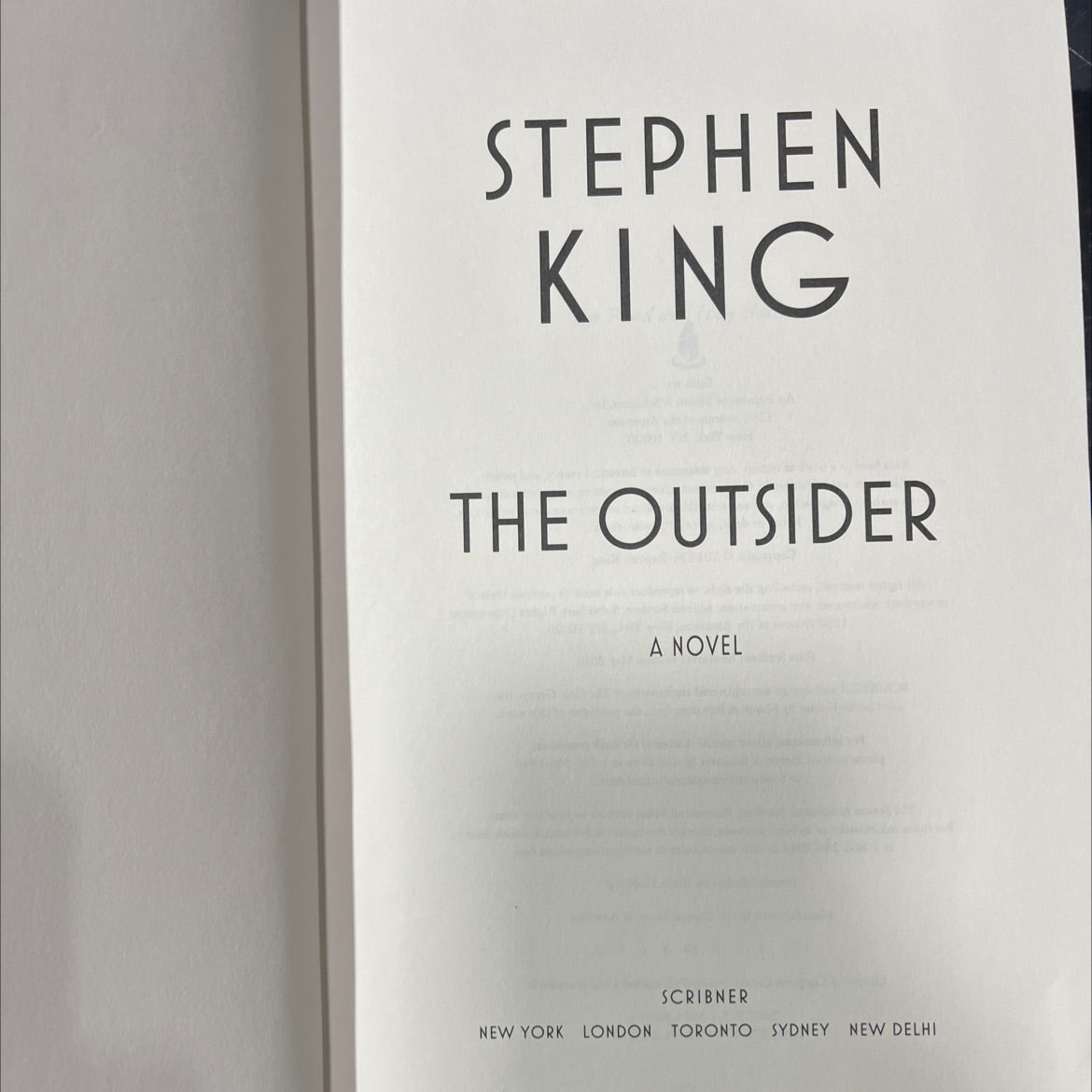 the outsider book, by stephen king, 2018 Hardcover image 2