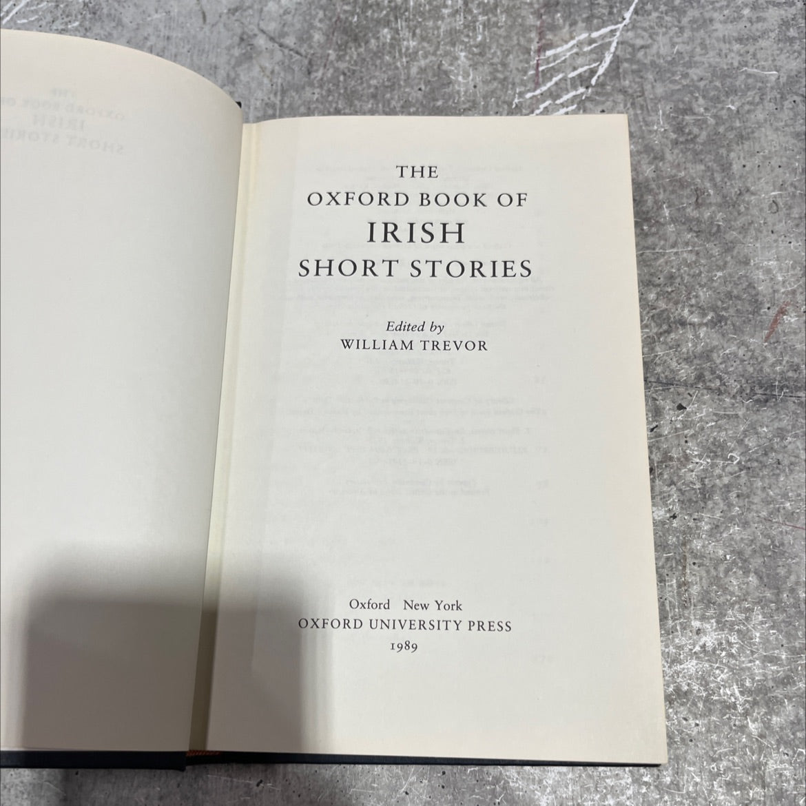 the oxford book of irish short stories book, by william trevor, 1989 Hardcover image 2