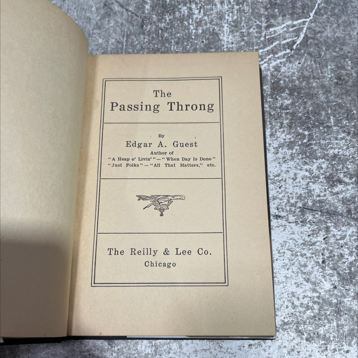 the passing throng book, by edgar a. guest, 1923 Hardcover image 2