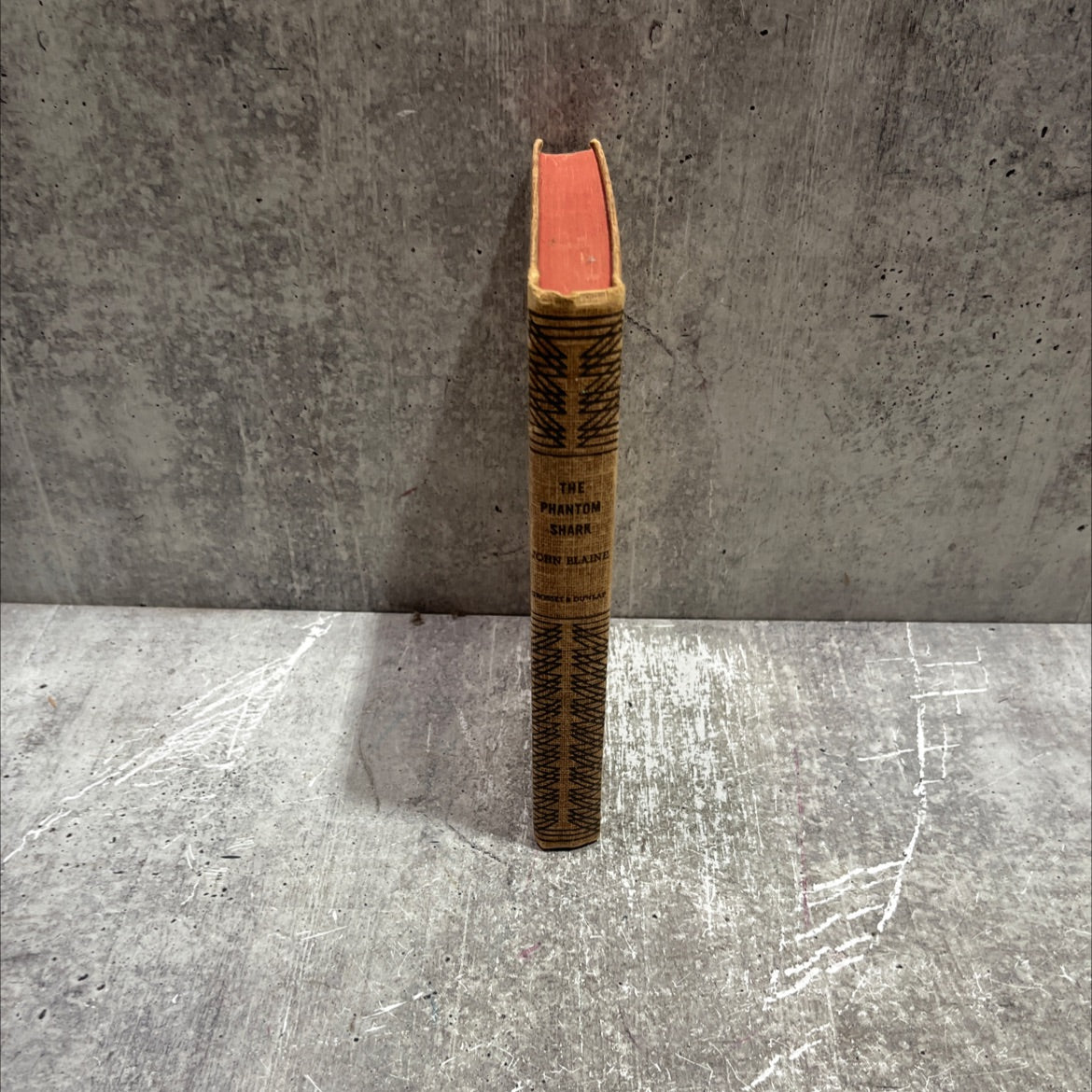 the phantom shark book, by john blaine, 1949 Hardcover image 4