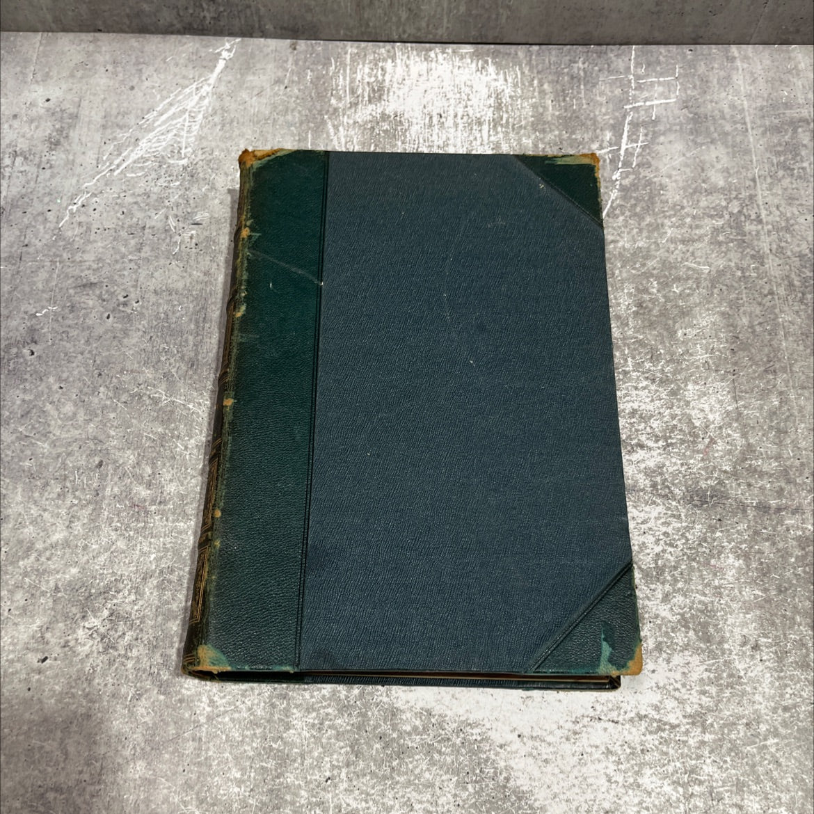 the pictorial edition of the works of shakspere comedies vol ii book, by charles knight, unknown Leather image 1