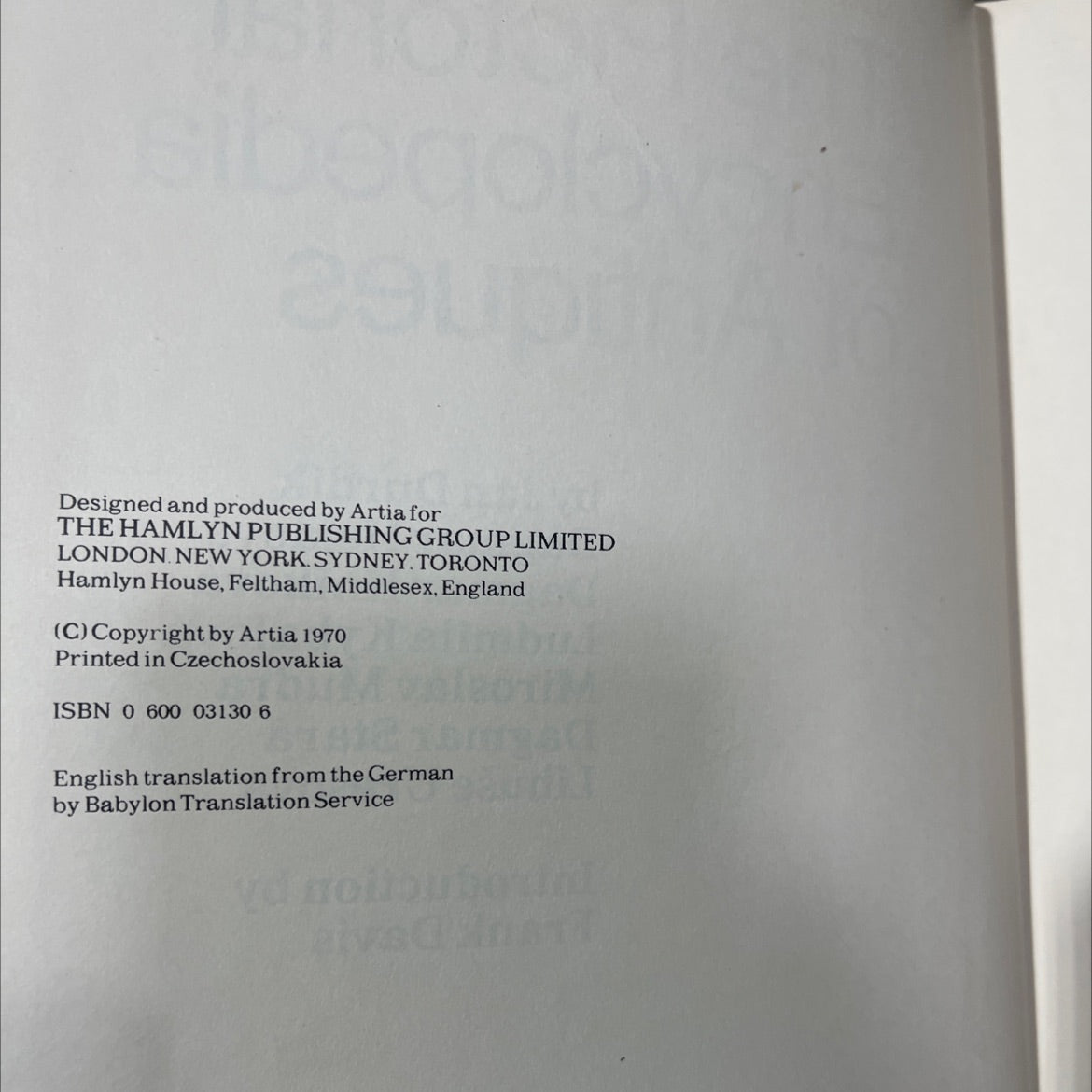 the pictorial encyclopedia of antiques book, by Jan Durdík, Dagmar Hejdová, Dagmar Hníková, Ludmila Kybalová, Miroslav image 3