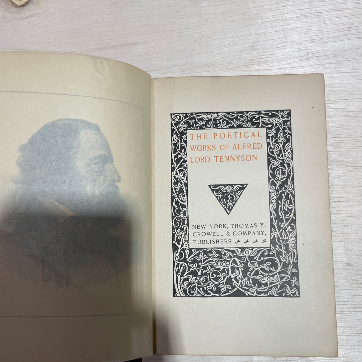 the poetical works of alfred lord tennyson book, by alfred lord tennyson, 1900 Hardcover image 2