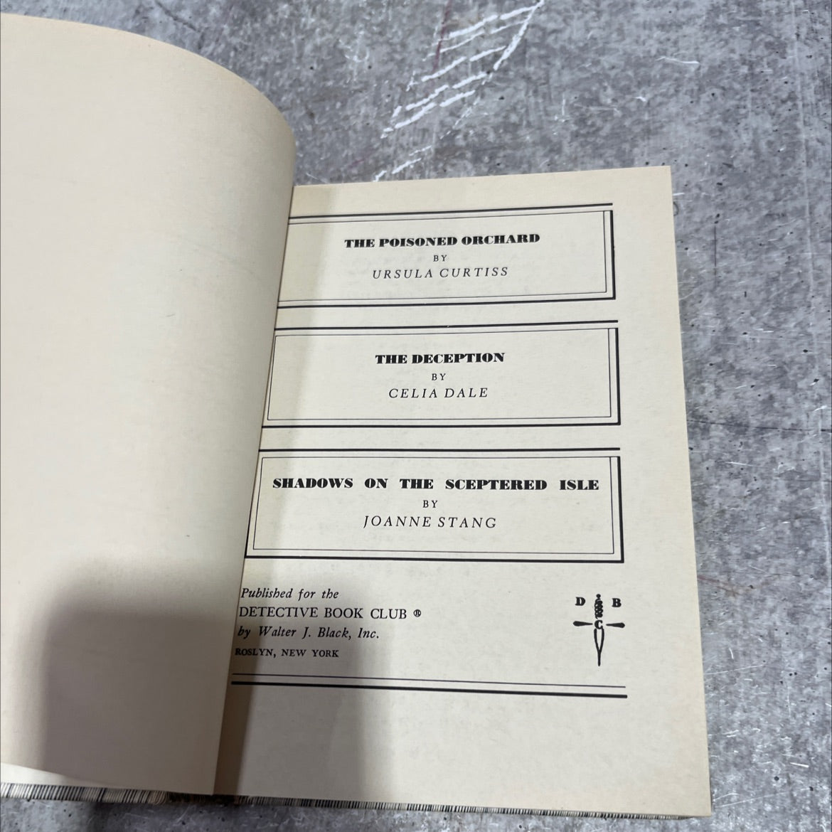 the poisoned orchard book, by ursula curtiss, 1980 Hardcover image 2