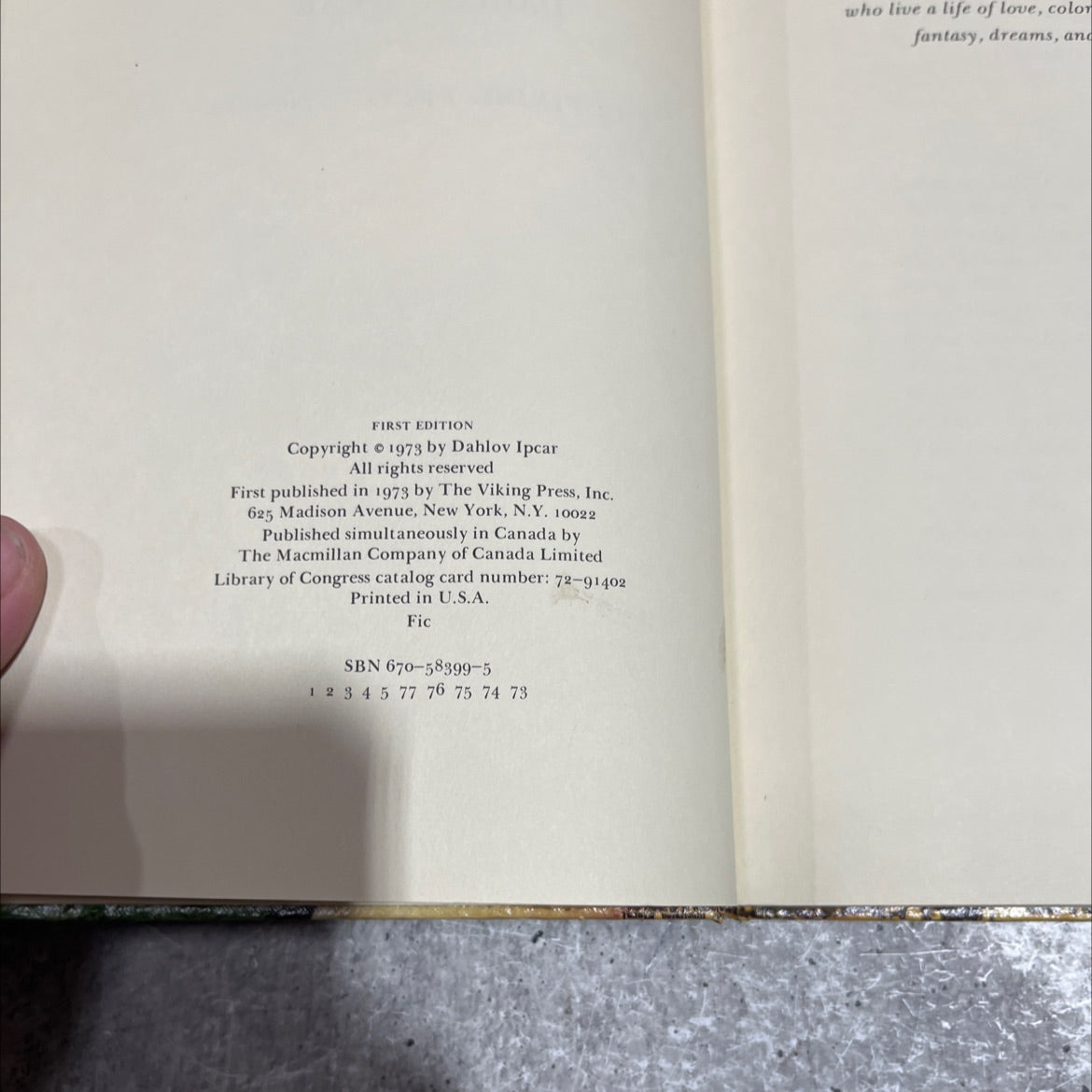 the queen of spells book, by Dahlov Ipcar, 1973 Hardcover image 3