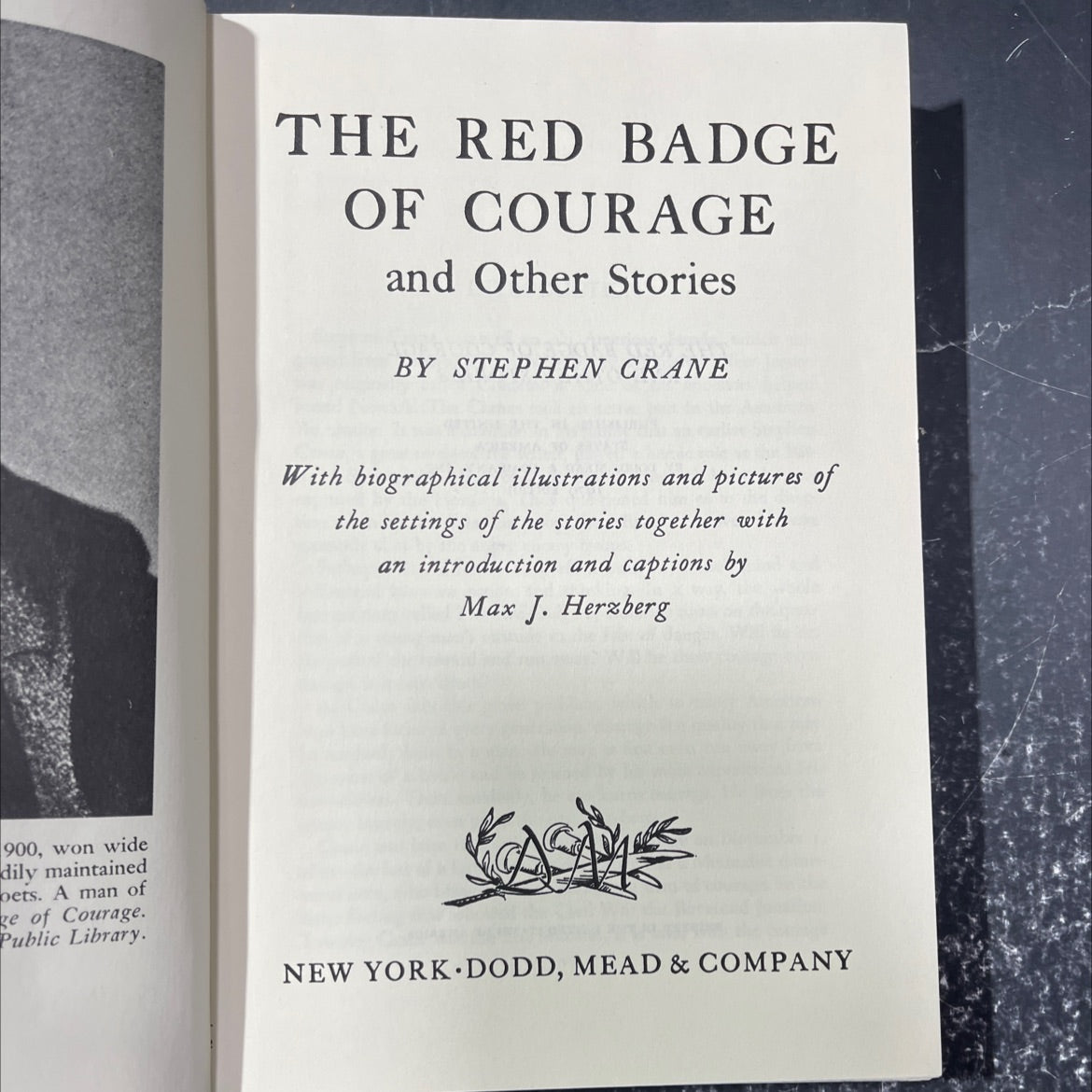 the red badge of courage and other stories book, by stephen crane, 1979 Hardcover image 2